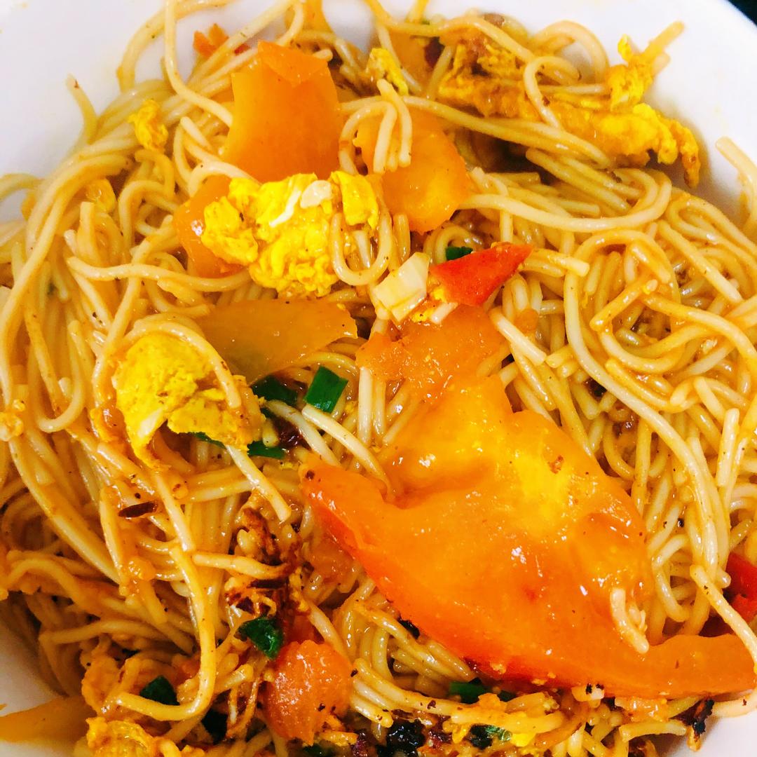 番茄鸡蛋炒面