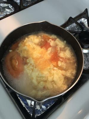 【快手菜】西红柿鸡蛋汤的做法 步骤6