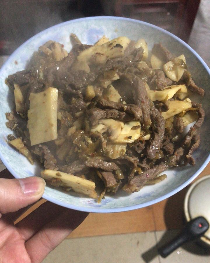 雪菜冬笋炒牛肉