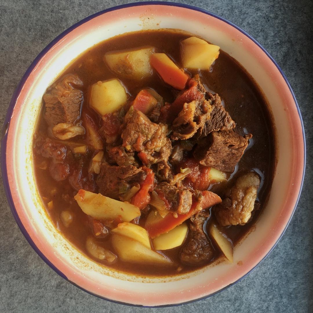 番茄土豆炖牛腩