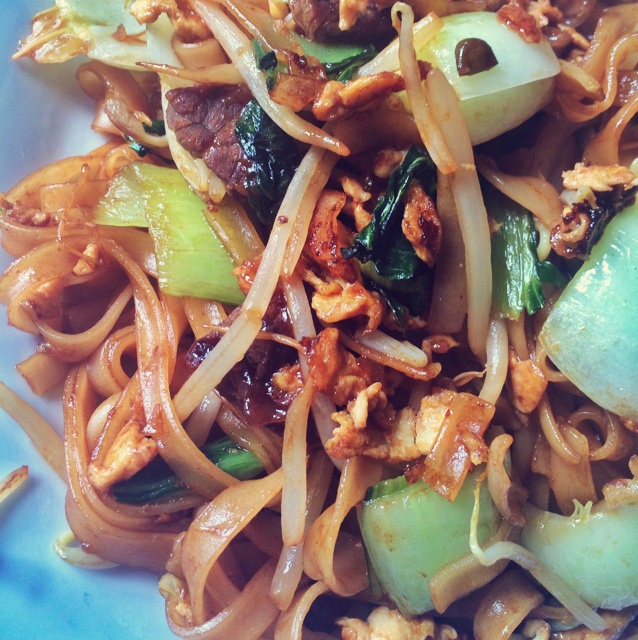 牛肉炒河粉