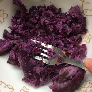 全麦紫薯饼（减脂碳水低GI）糯米口感的做法 步骤2