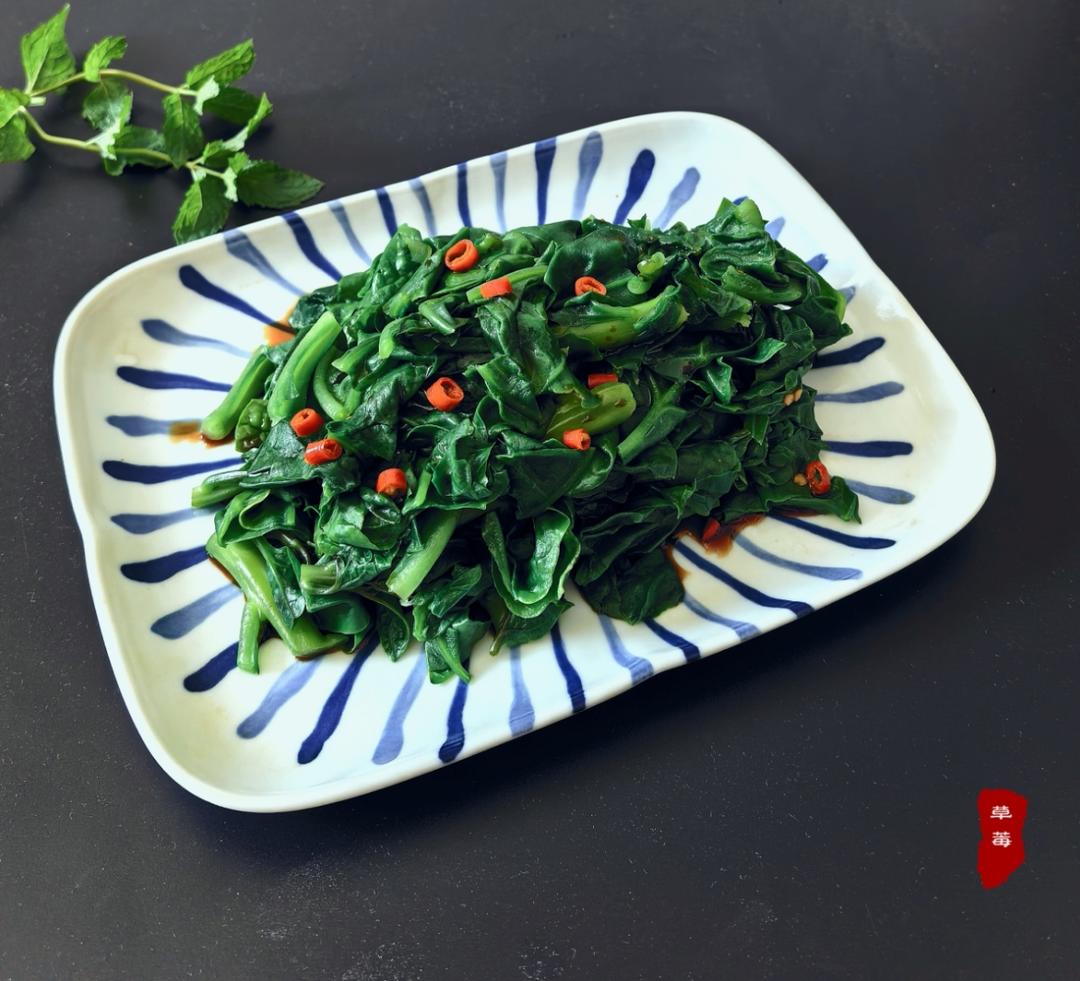 春天的味道一一                            麻酱拌菠菜