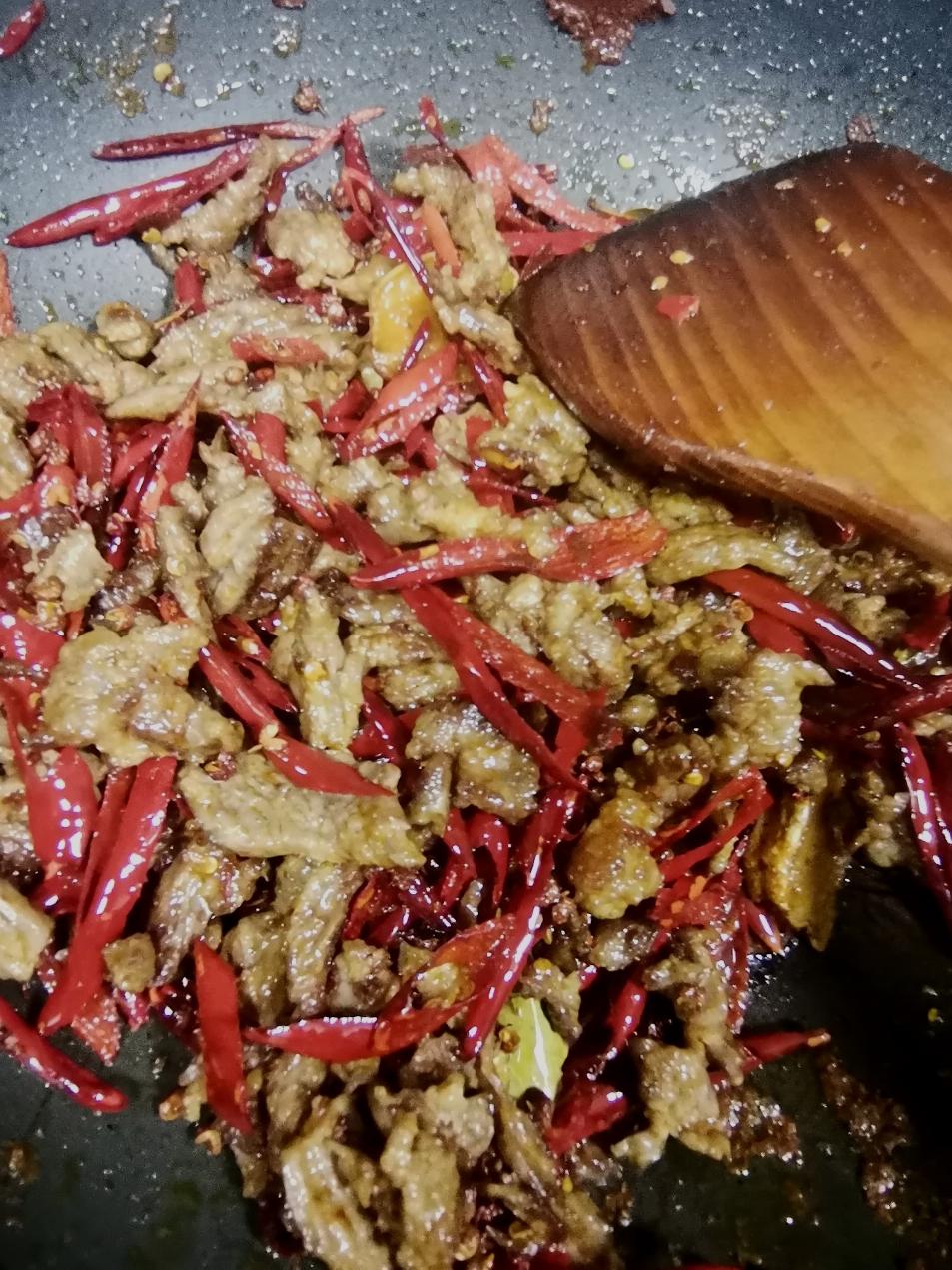 麻辣干煸牛肉