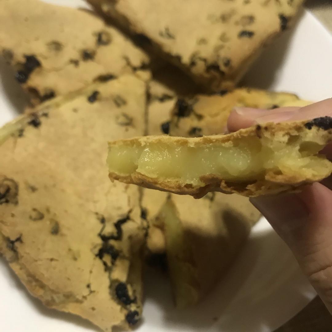 无需揉面‼️只要拌一拌就能做酥掉渣‼️好吃到爆的蔓越莓烤年糕‼