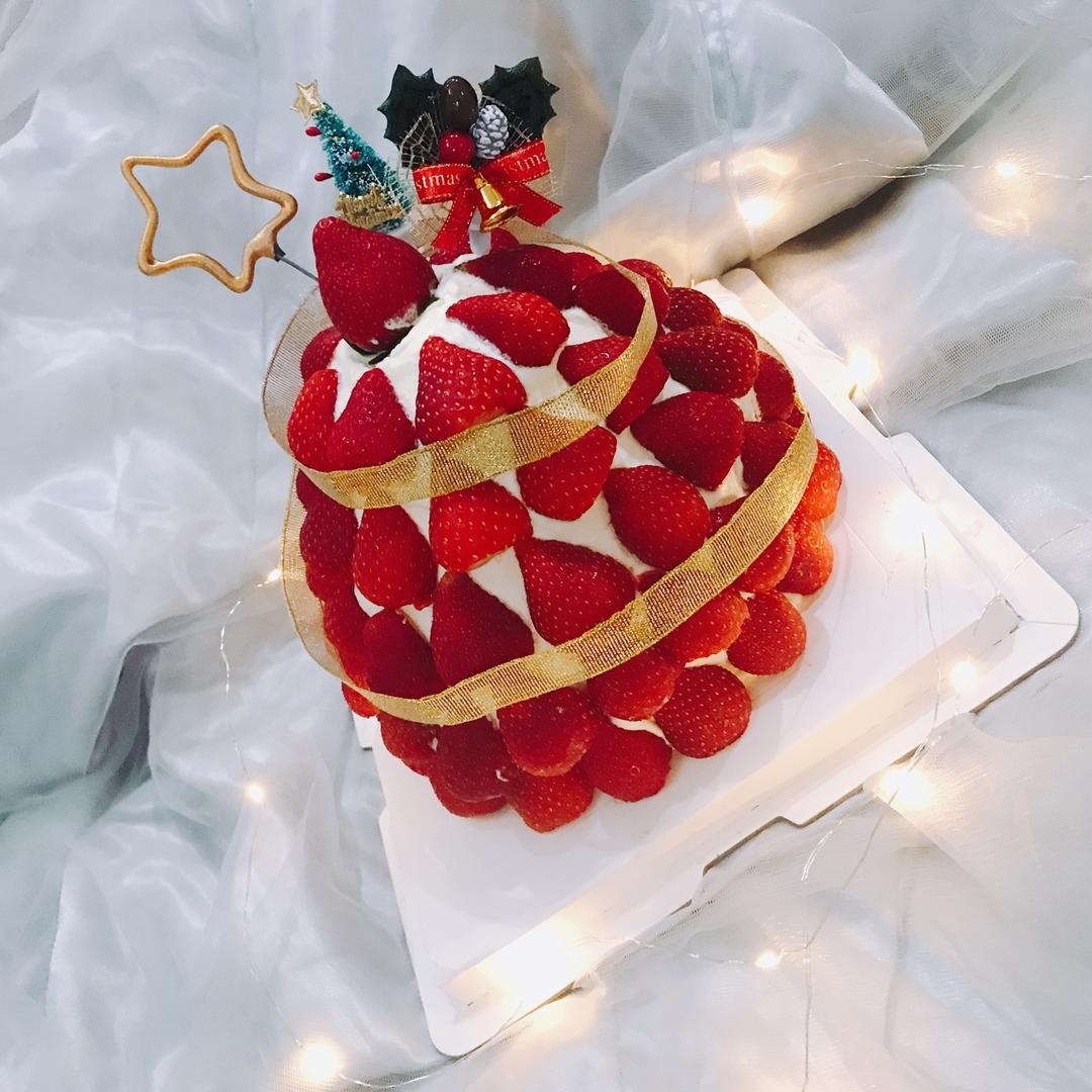 火热圣诞草莓塔