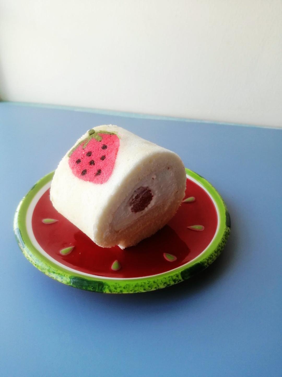 内外兼修的治愈系草莓天使蛋糕卷