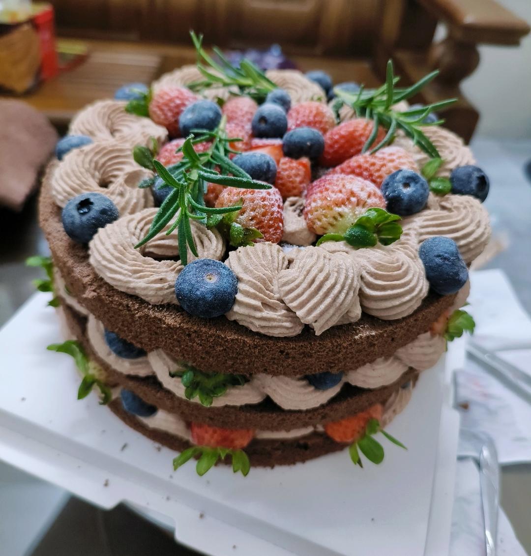 巧克力香缇奶油裸蛋糕