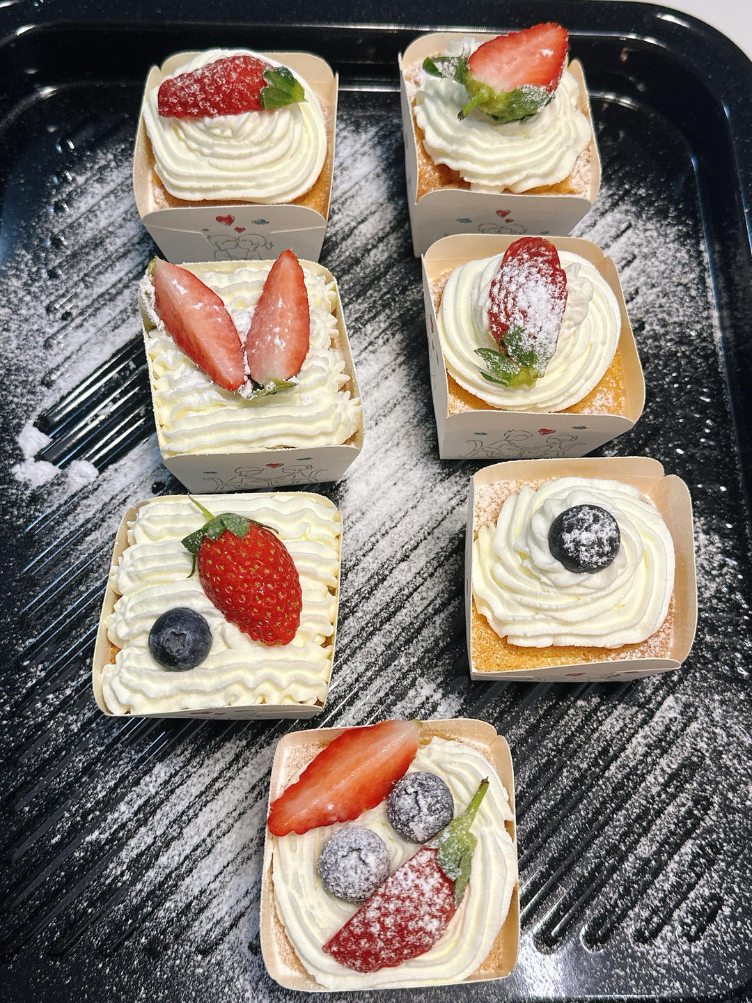 不塌陷不开裂不缩腰杯子蛋糕分享