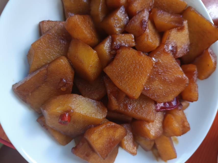 🔥巨下饭，软糯入味！比肉还好吃的红烧土豆