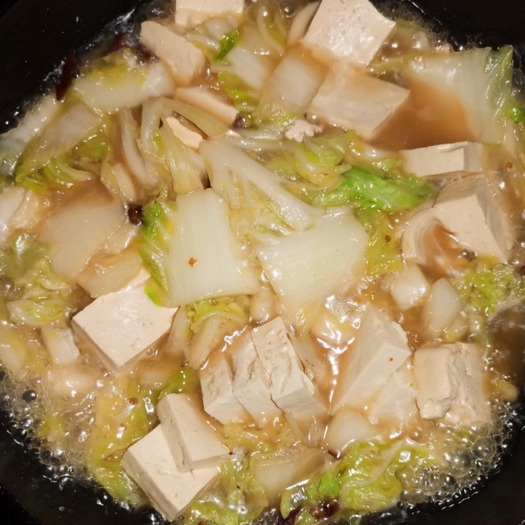 白菜炖冻豆腐