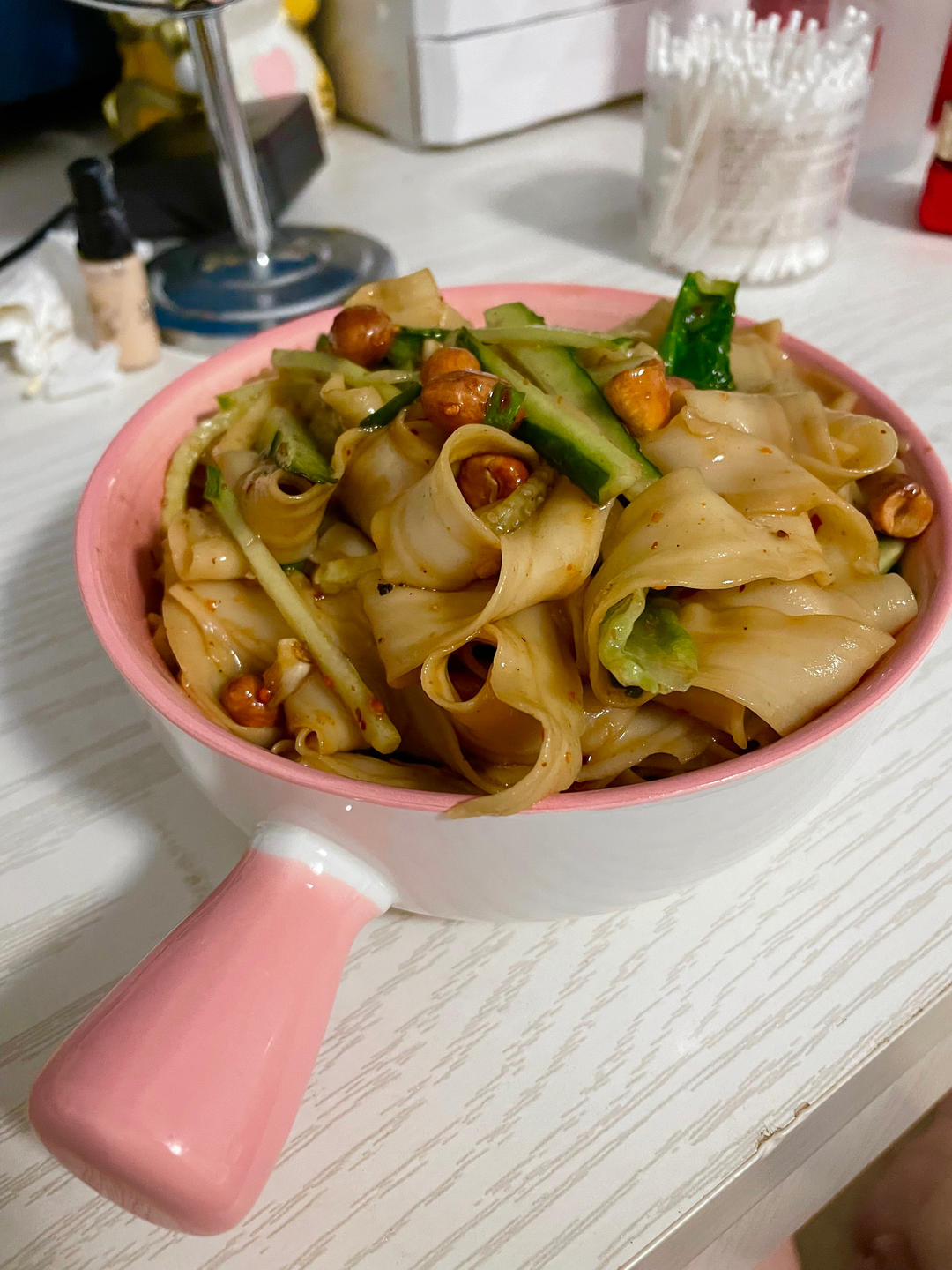 酸辣爽口的凉拌面！保证吃一次就上瘾