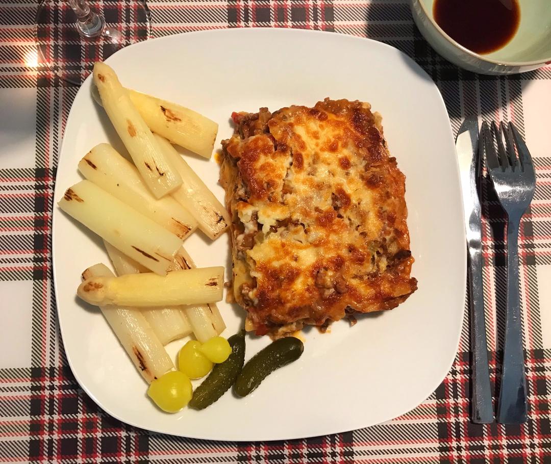 Lasagna 意式千层面 (附红酱、白酱制作方法)