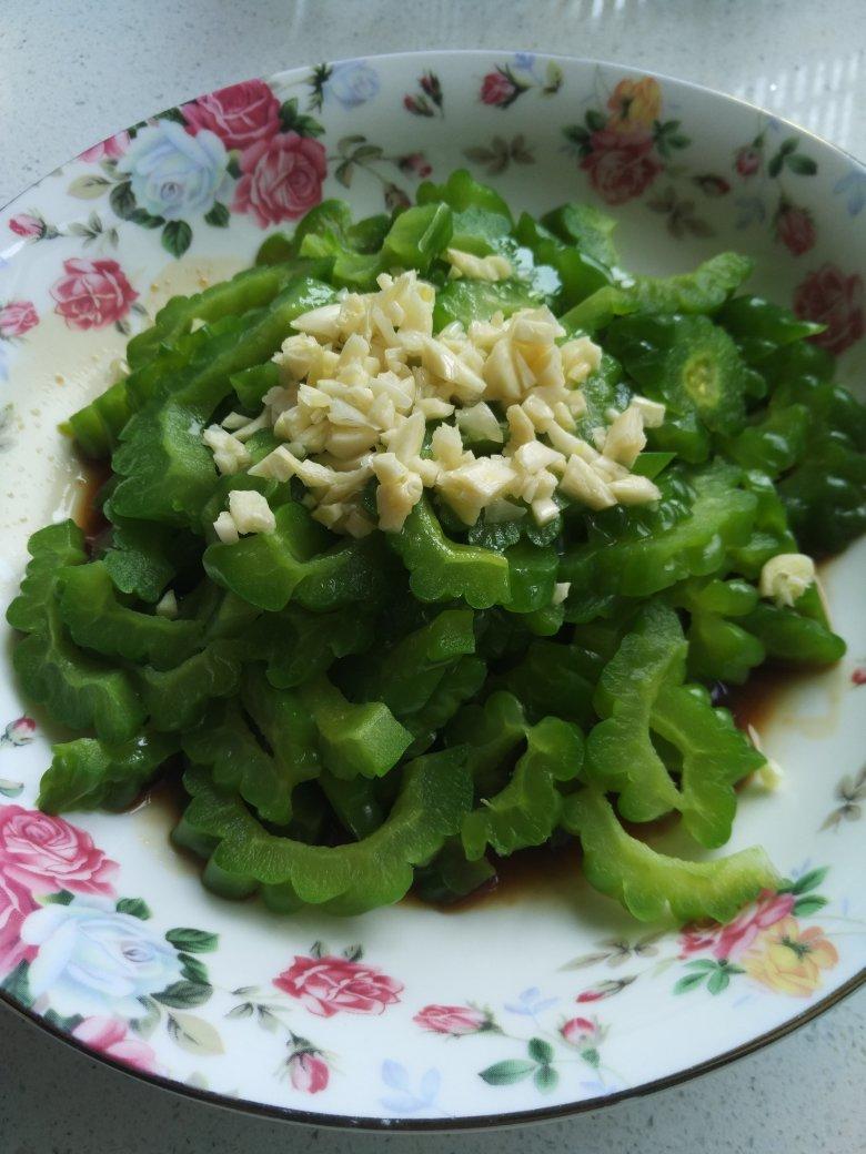 凉拌苦瓜