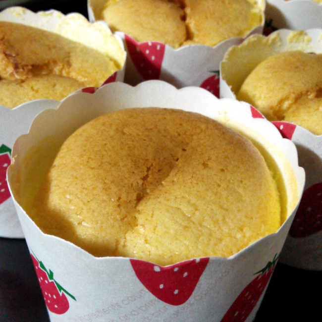 消耗淡奶油之作——淡奶油小蛋糕