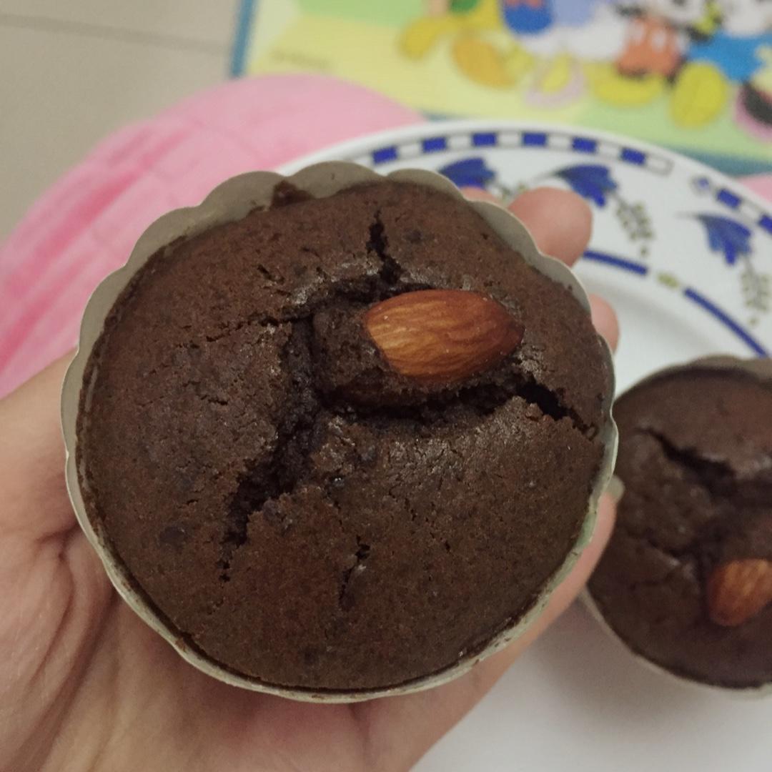 巧克力纸杯蛋糕