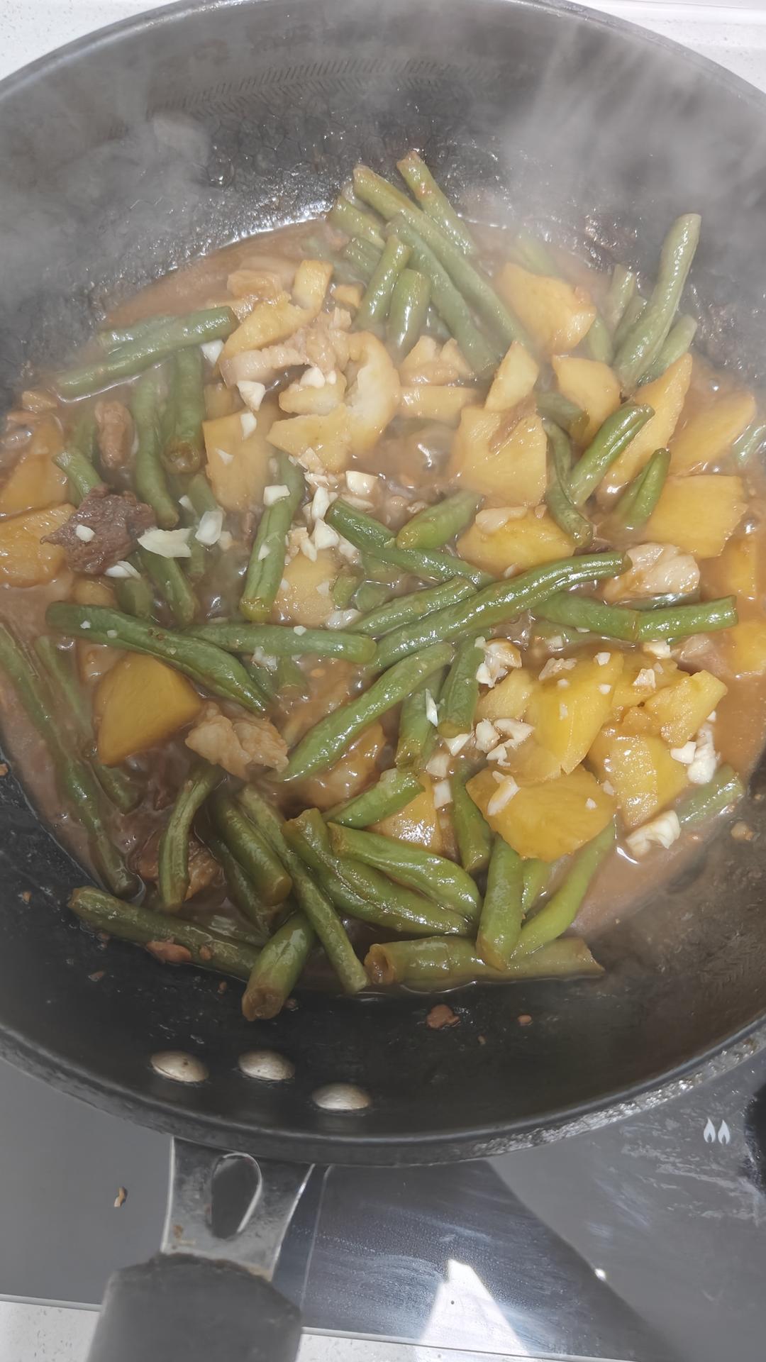 土豆炖豆角