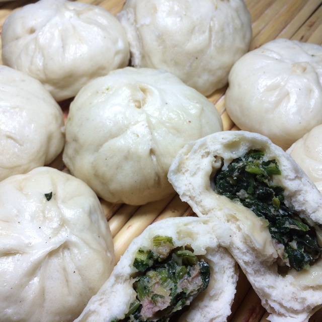 雪菜鲜肉包子