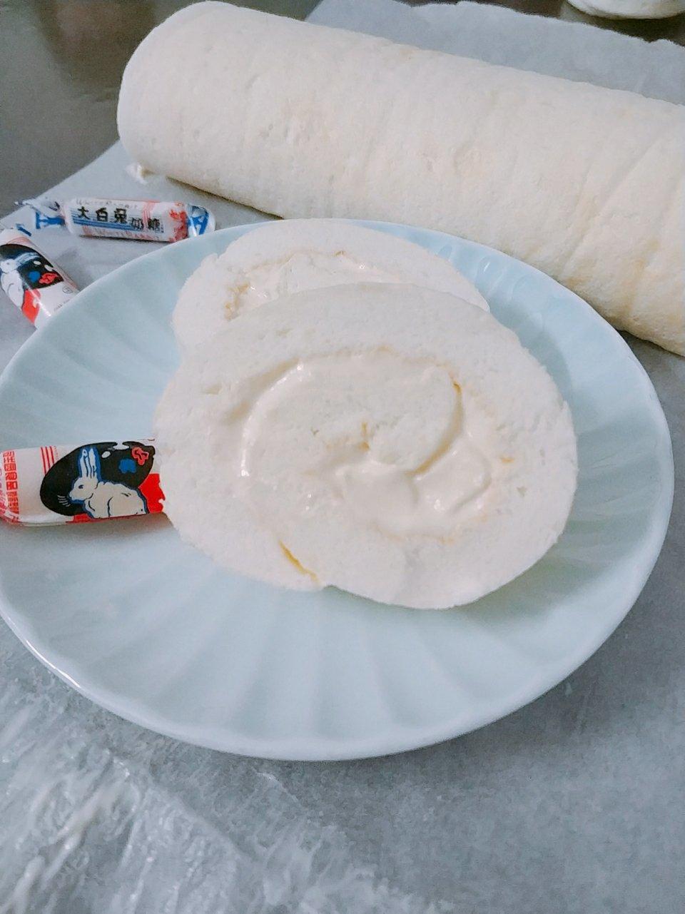 大白兔奶冻蛋糕卷 蛋白卷