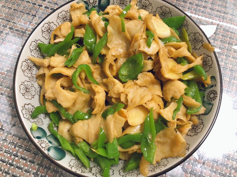 青椒炒面筋