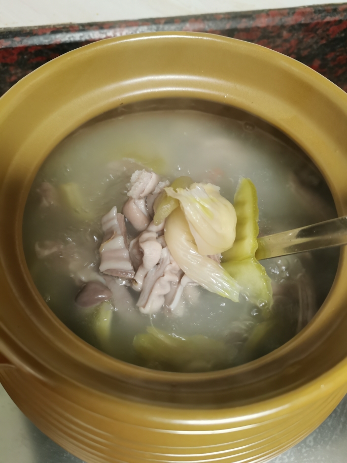 酸菜猪肚汤的做法