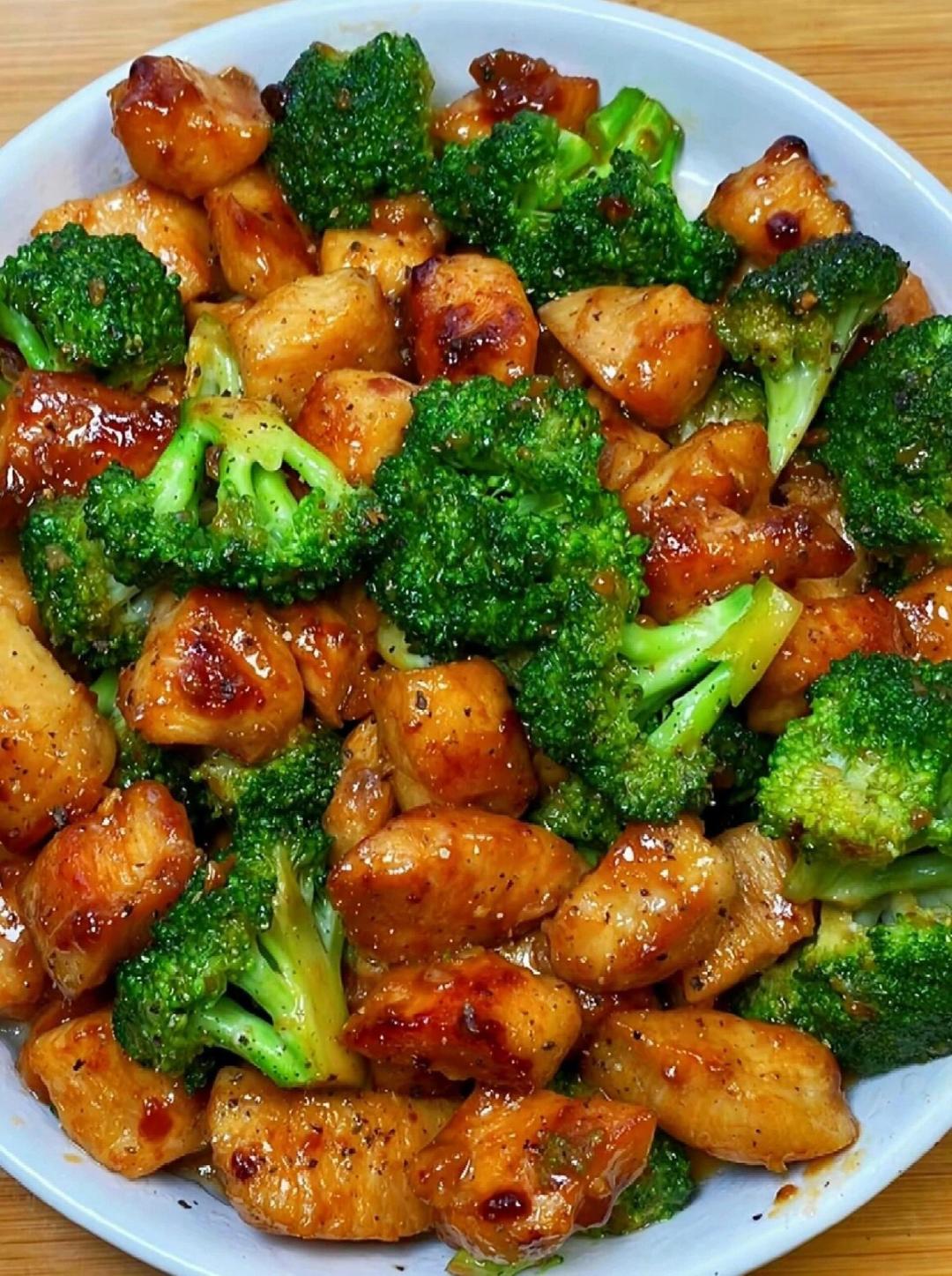 西兰花炒鸡胸肉