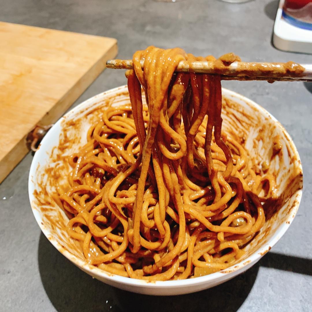 【热干面】