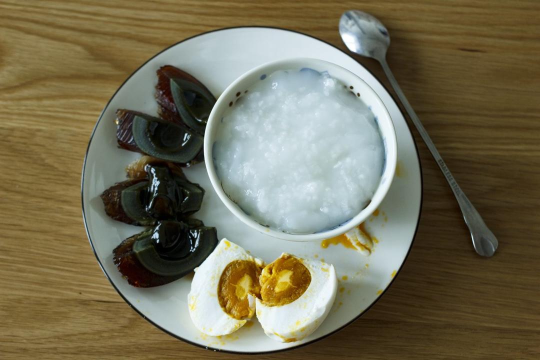 一锅白米粥