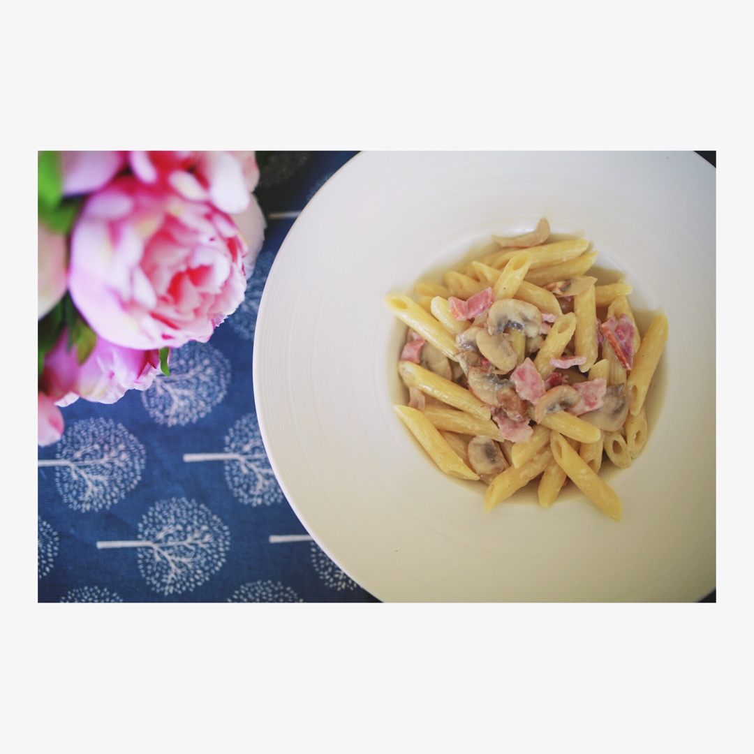 奶油培根意大利面