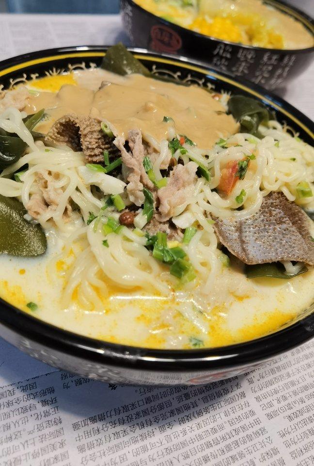 秒杀杨国福张亮的家庭自制麻辣烫