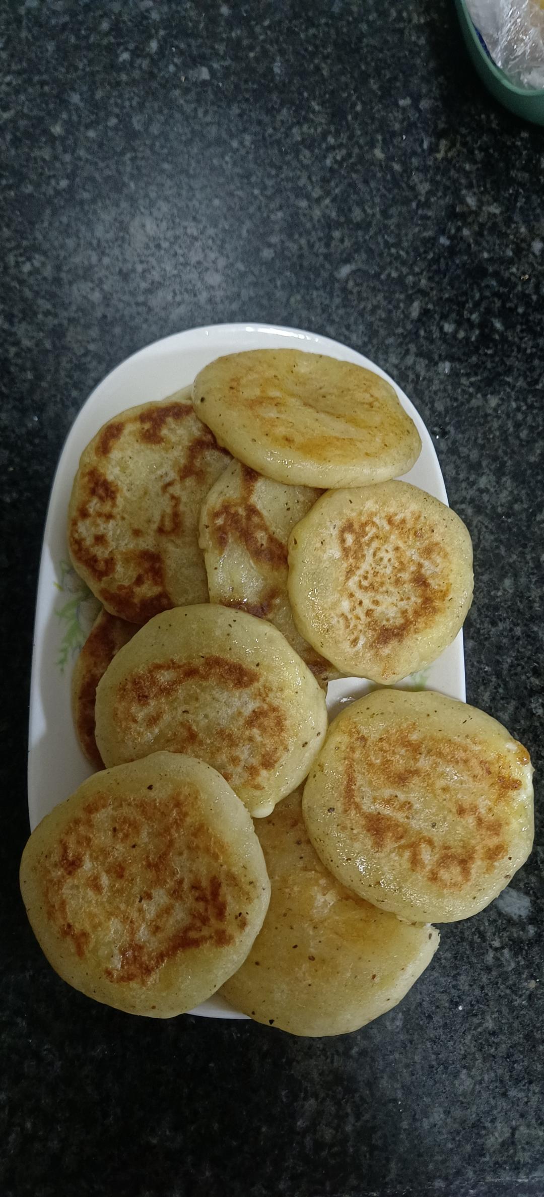 连吃三天吃不腻的芝士土豆饼，还会拉丝哦～