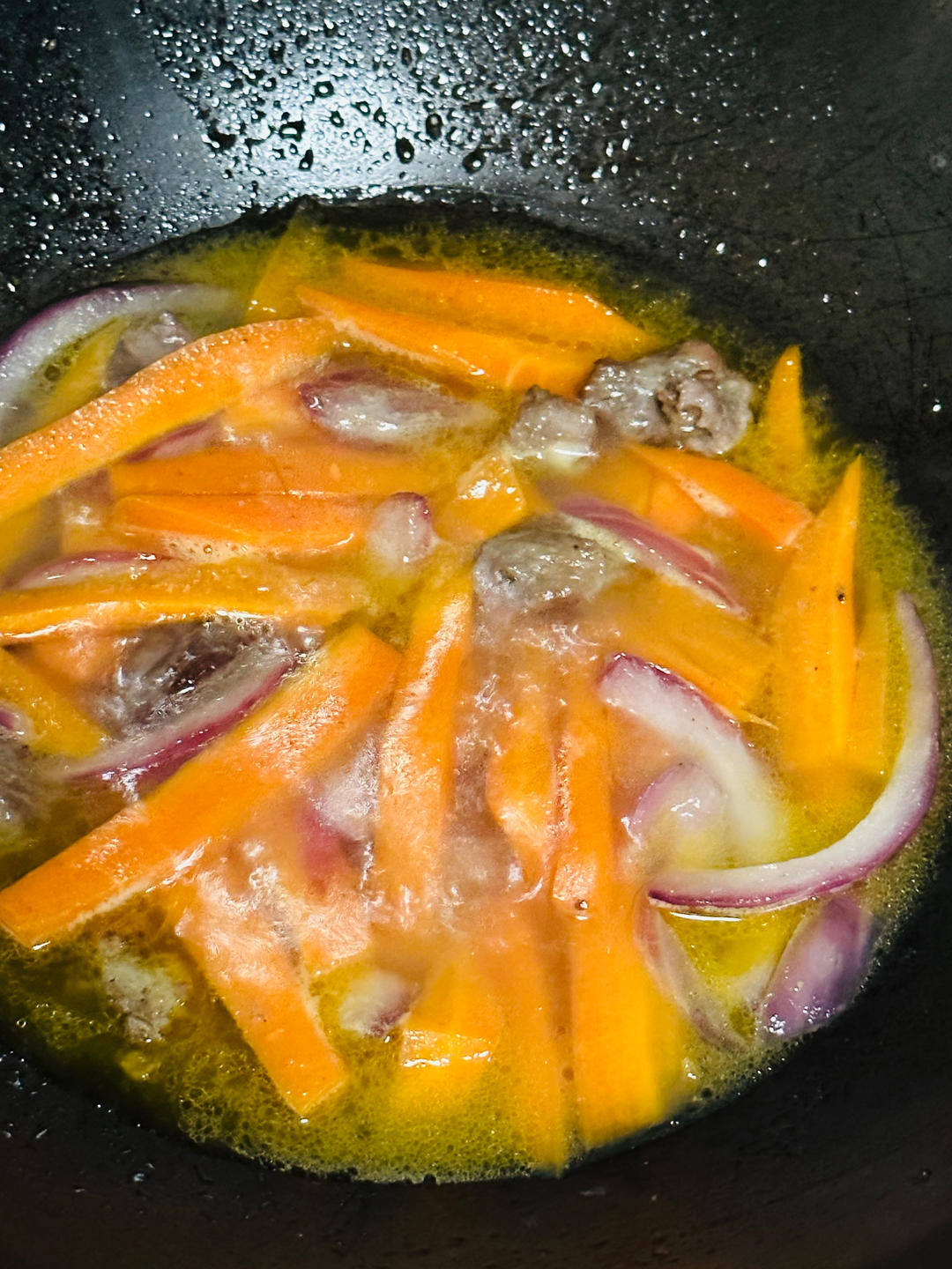 新疆羊排抓饭（出锅后米粒分明的秘密）