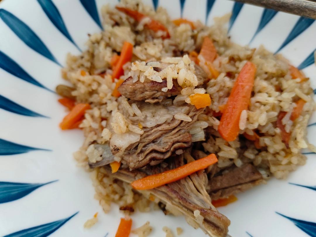 新疆羊排抓饭（出锅后米粒分明的秘密）