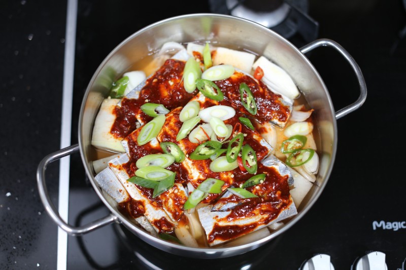 갈치조림韩式炖带鱼日常下饭菜的做法 步骤7