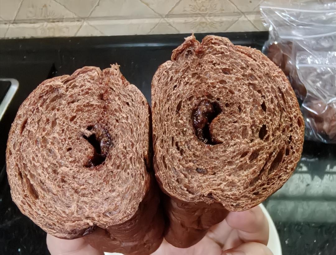 巧克力牛奶面包卷