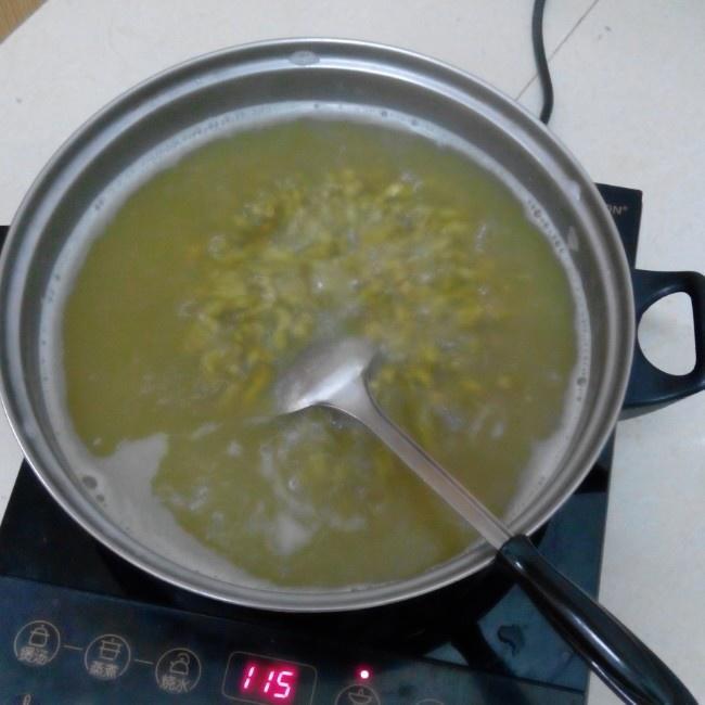 白沙糖绿豆汤