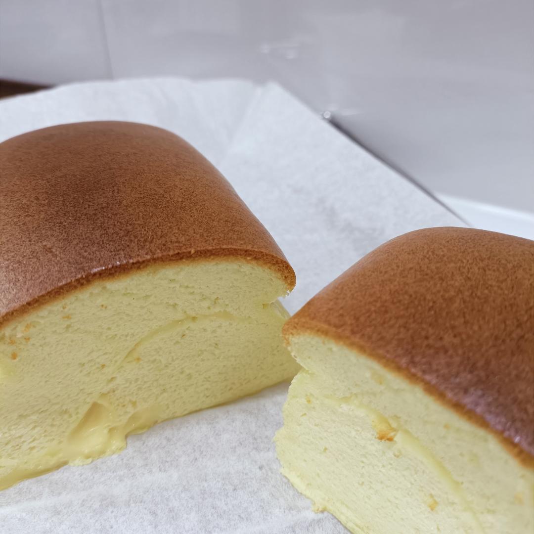 堪比柯基屁股
爆浆芝士🧀古早蛋糕