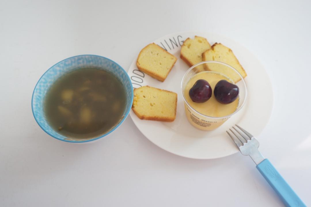 轻盈百香果磅蛋糕