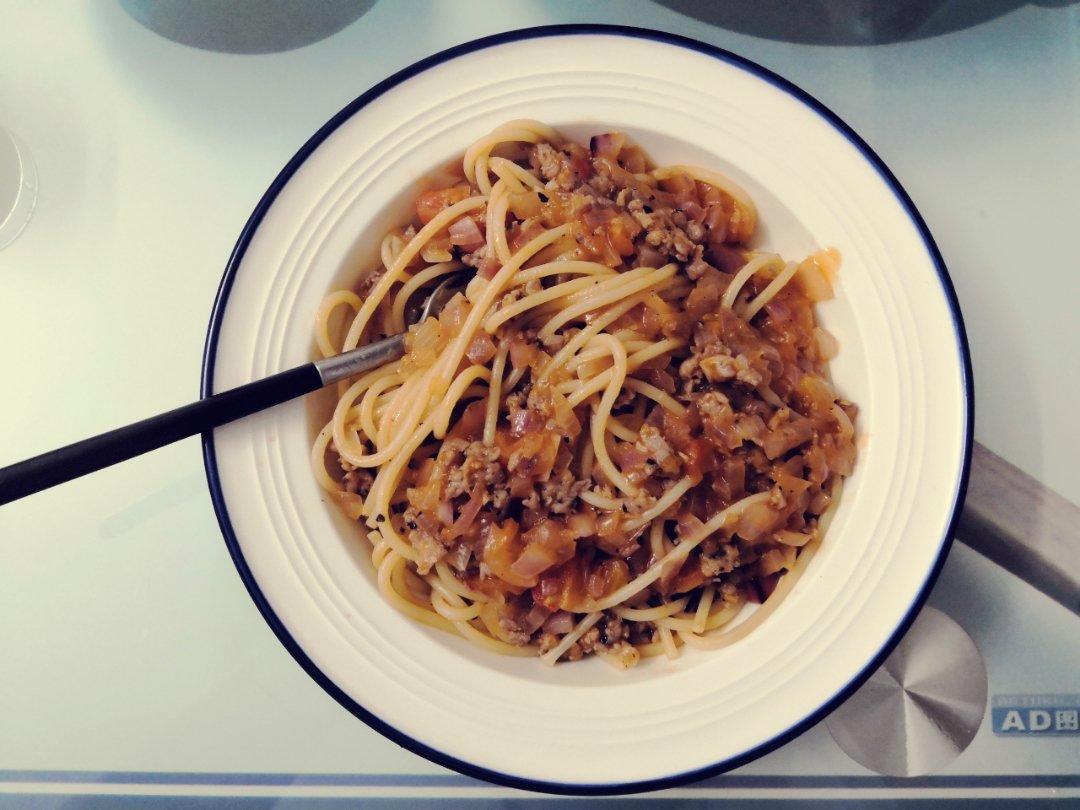 番茄肉酱意大利面
