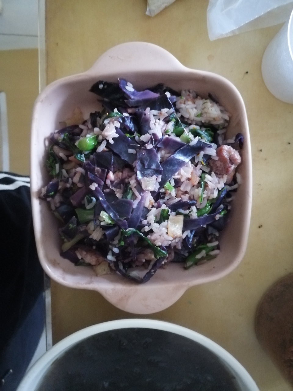 油菜心鱼干紫甘蓝鸡肉潮汕戈饭的做法 步骤5