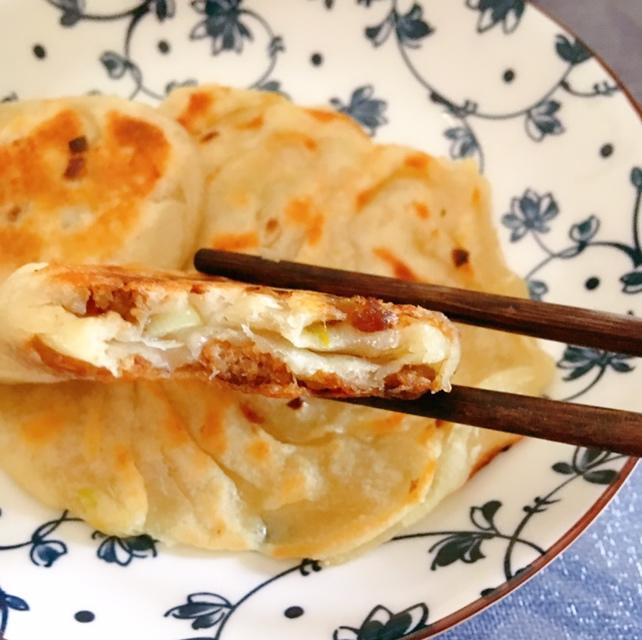 剩菜烙饼🥞葱油、香菇肉馅