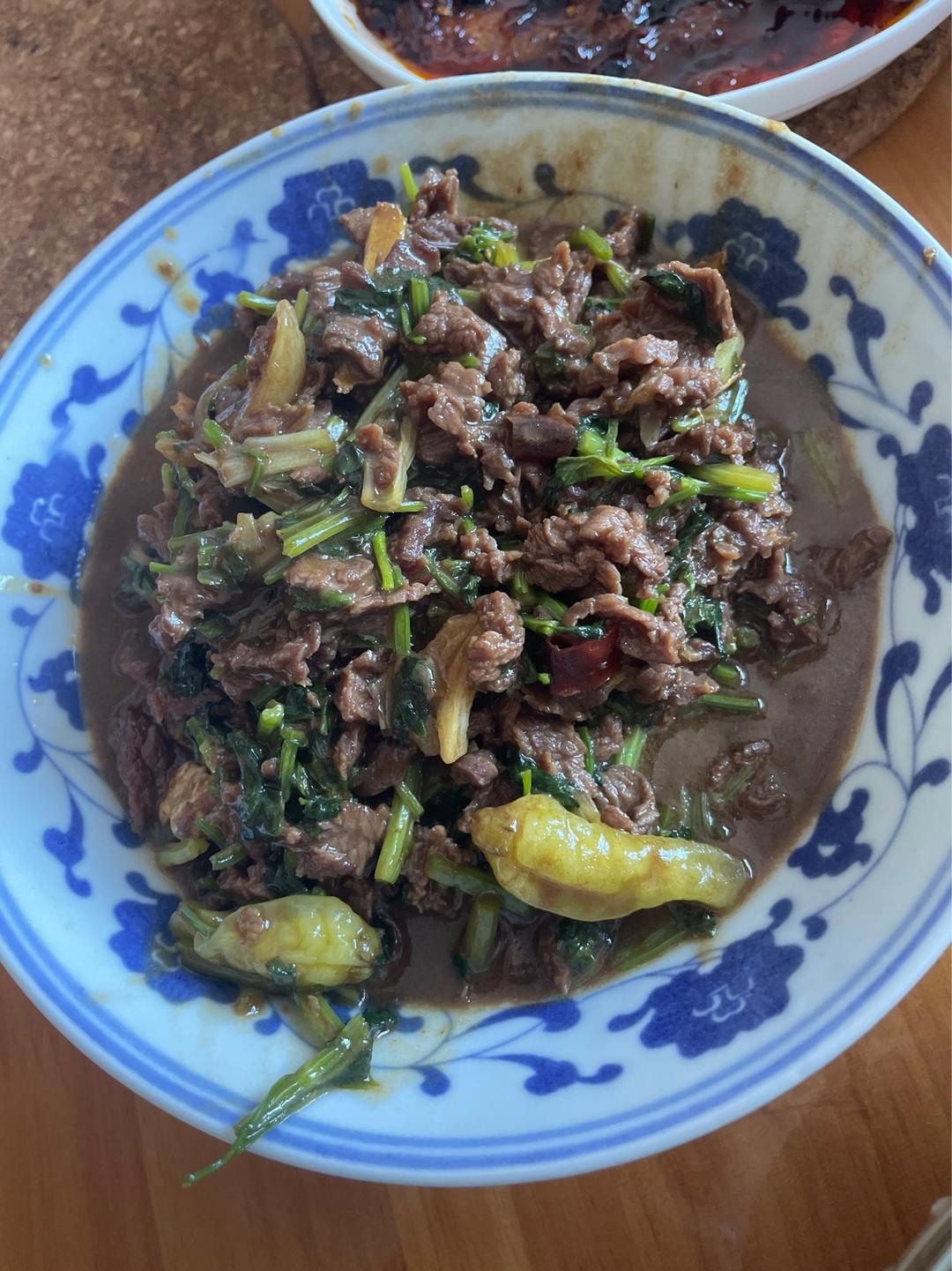 野山椒炒牛肉