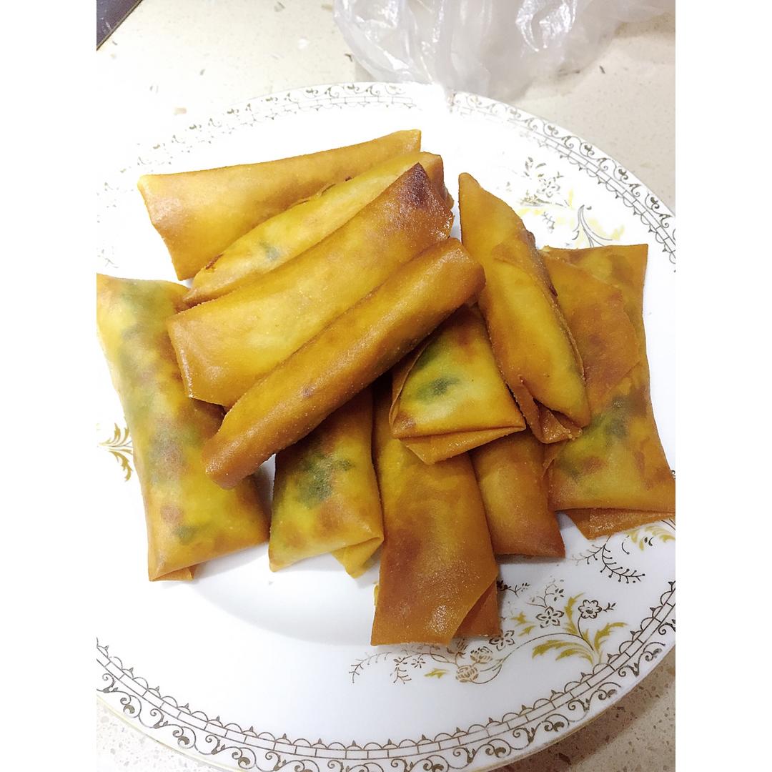 荠菜冬笋黄鱼春卷