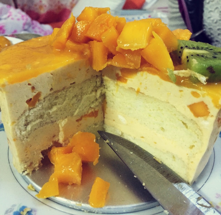 料超足的芒果慕斯蛋糕