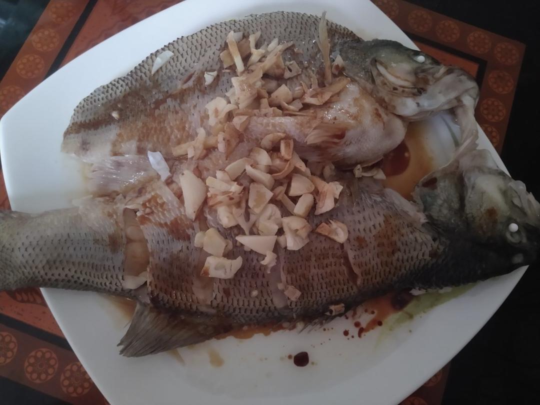 清蒸鲈鱼