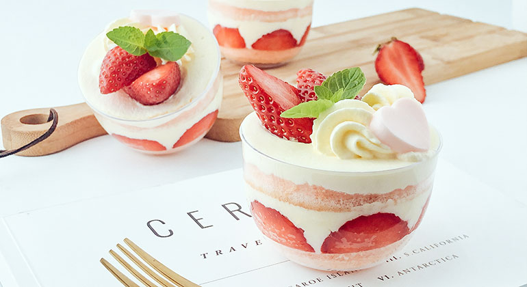 《Tinrry+》心形草莓奶油蛋糕杯
