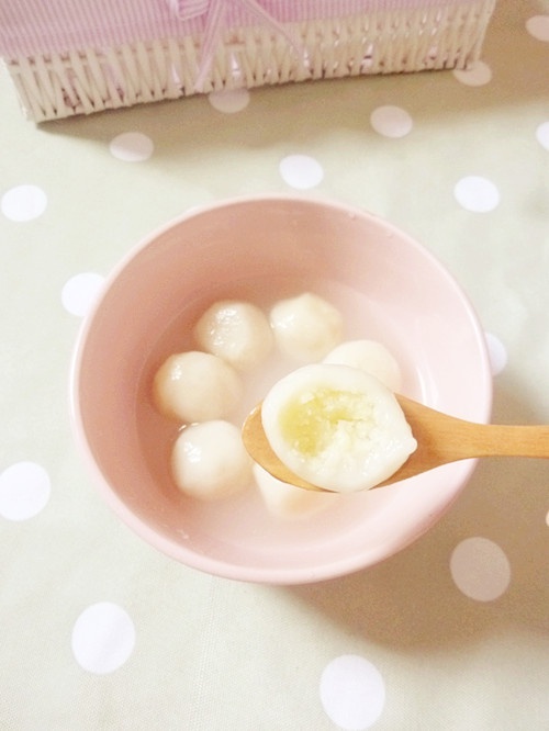 奶黄馅牛奶汤圆