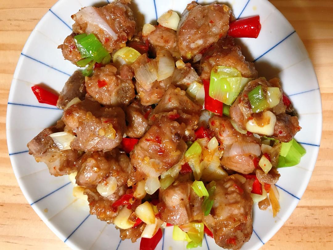 蒜香排骨 Garlic Pork Ribs