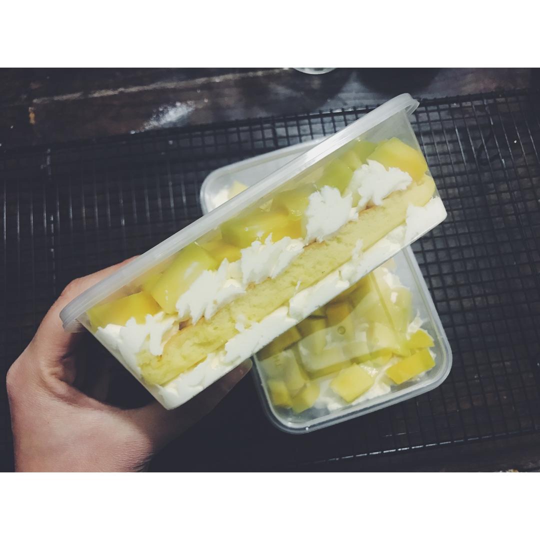 简单快手的便当饭盒水果盒子蛋糕