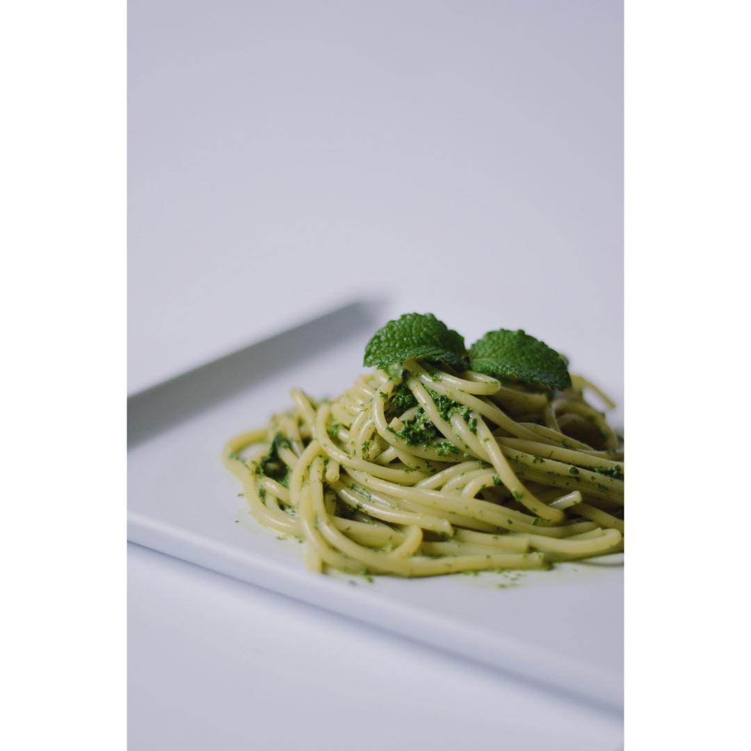 奶油菠菜青酱意大利面